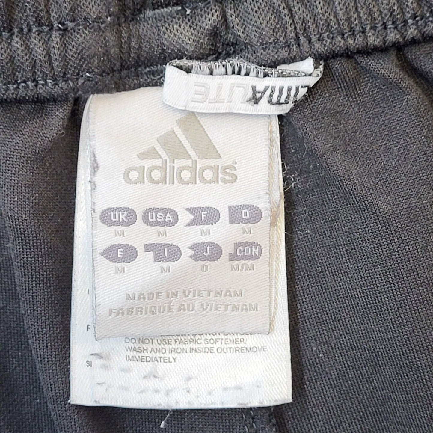 Adidas (M)