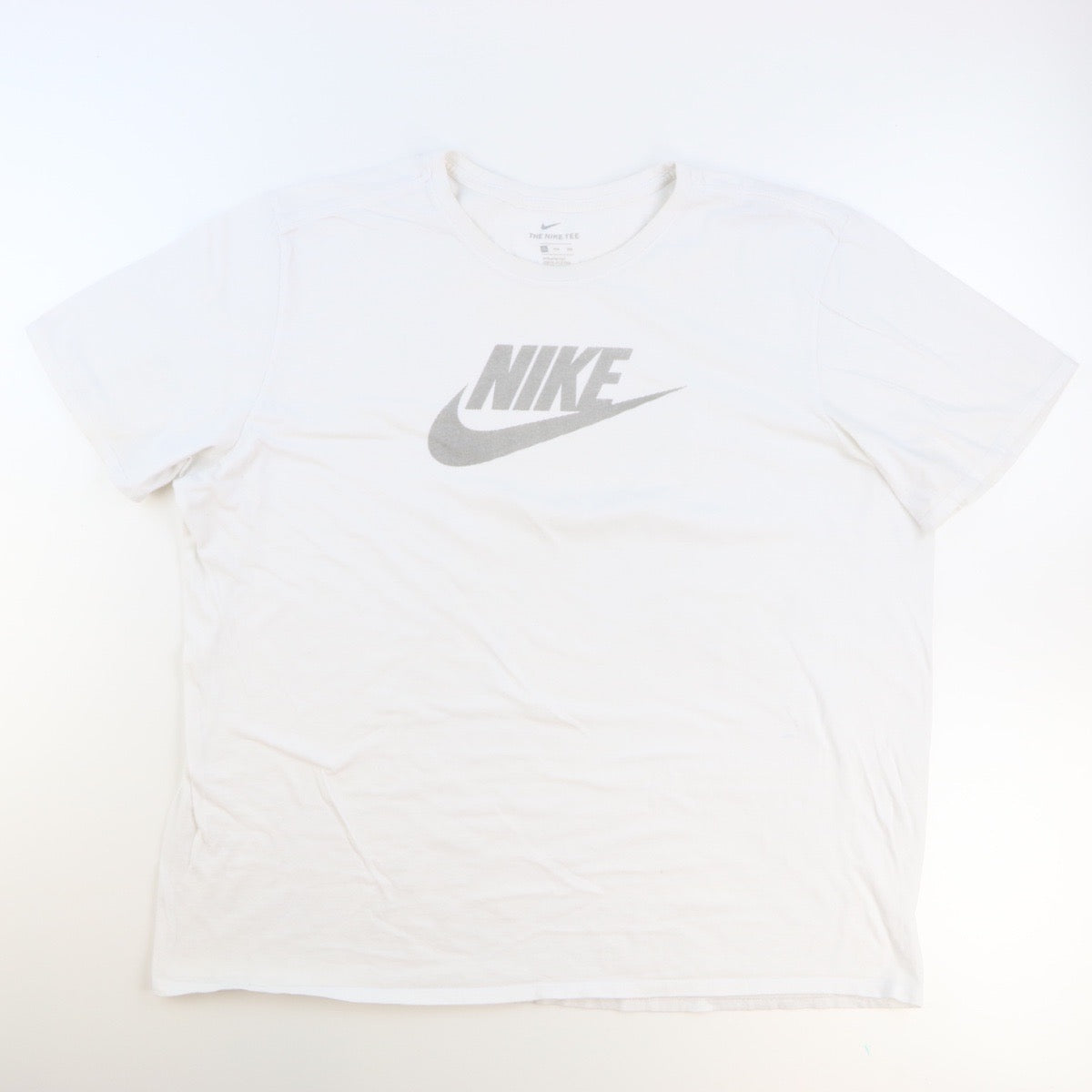 Nike T shirt (L)
