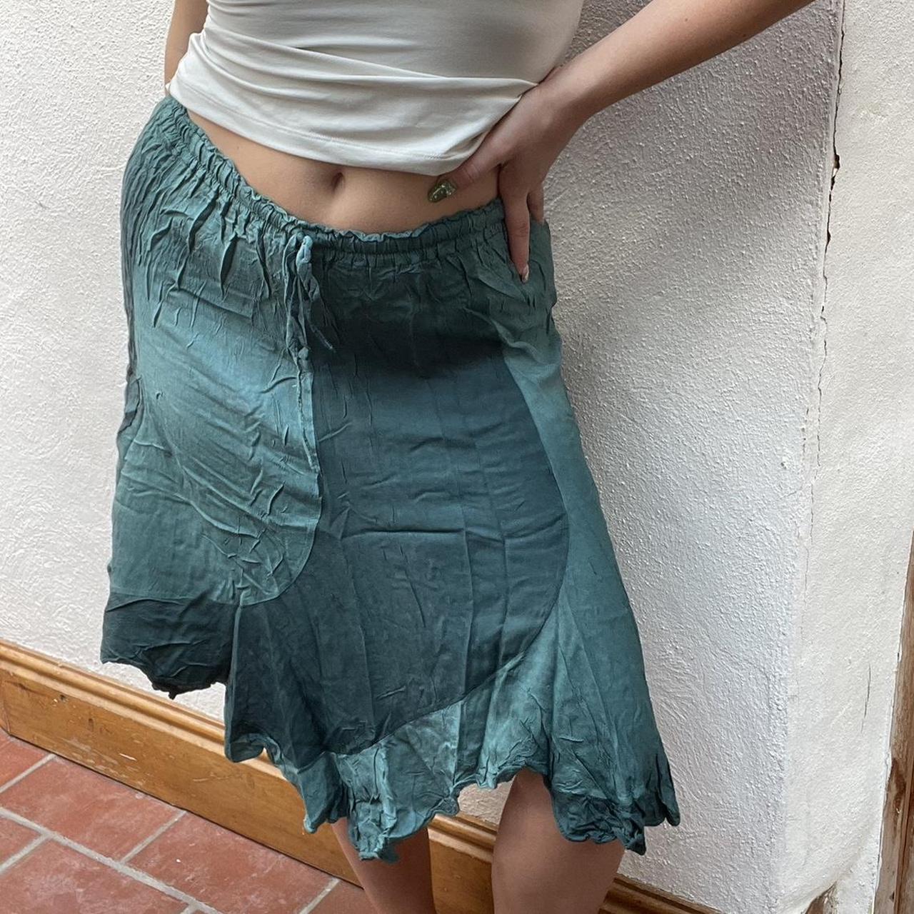 Flowey midi skirt