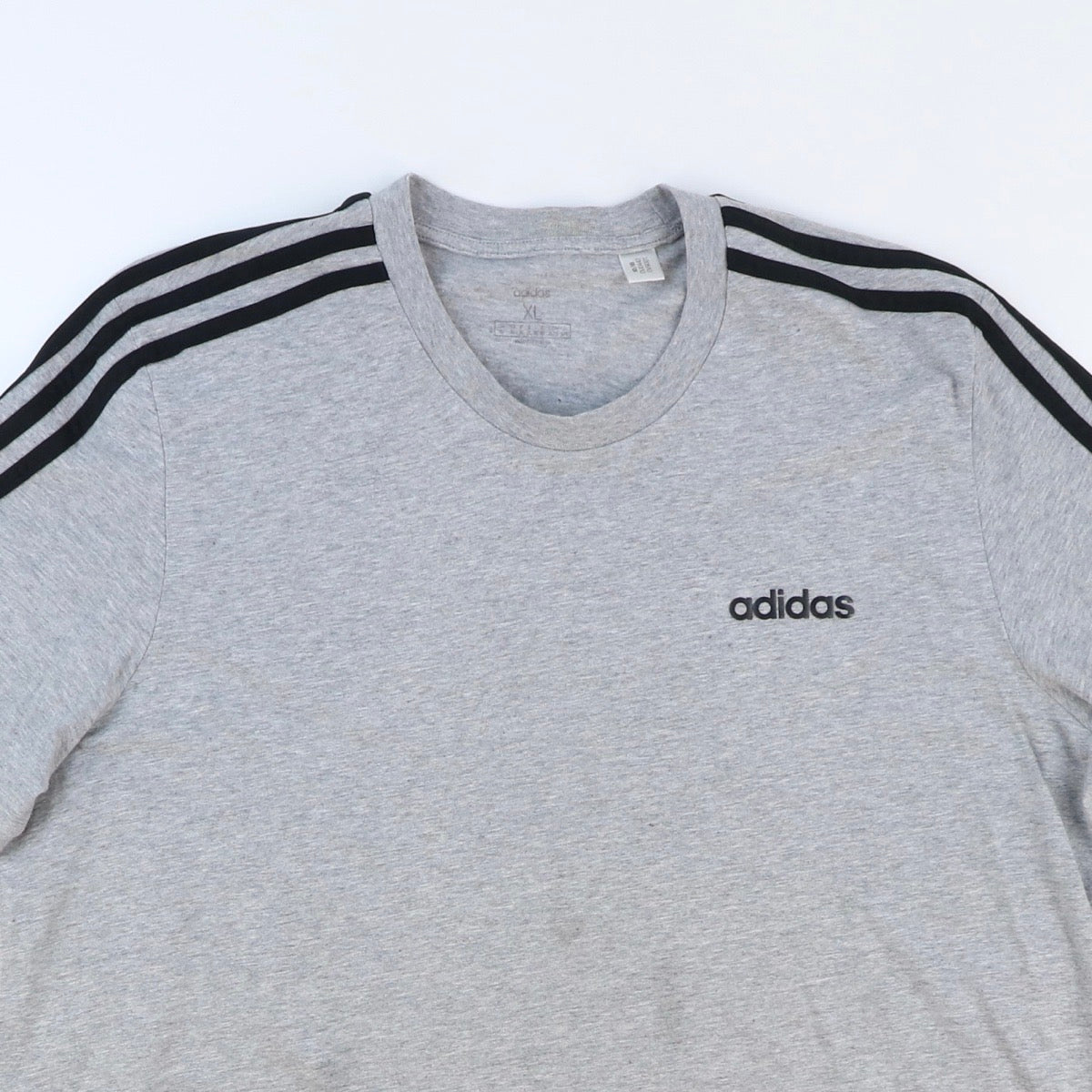 Adidas T shirt (XL)